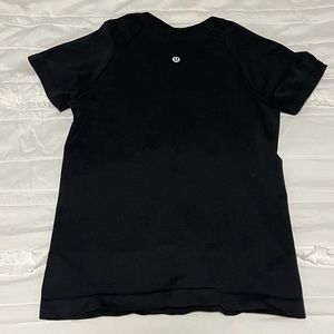 Black lululemon swiftly tech. Great condition!